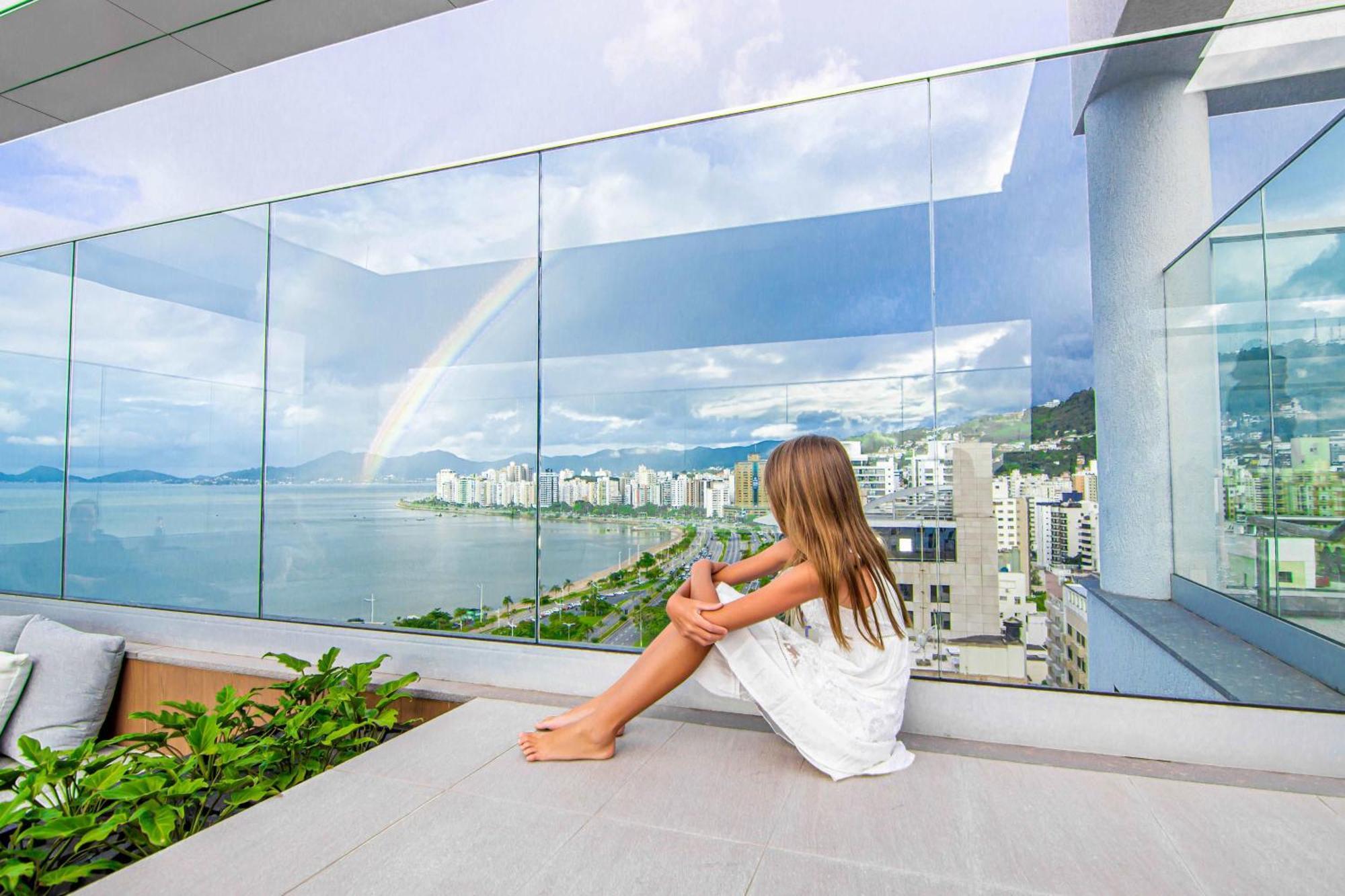 Lk Design Hotel Florianópolis Exteriér fotografie A view of the city from the Sky Bar